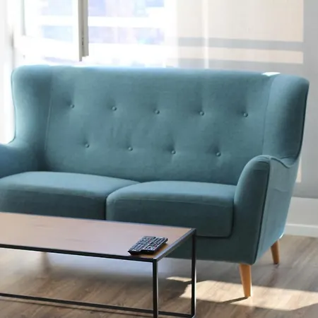 Turquoise And Magenta Апартаменты