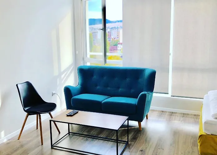 Turquoise And Magenta Sofie